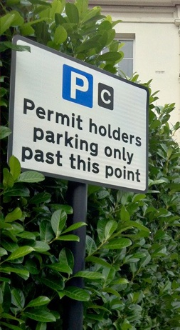 Parking sign at the entrance to York Place